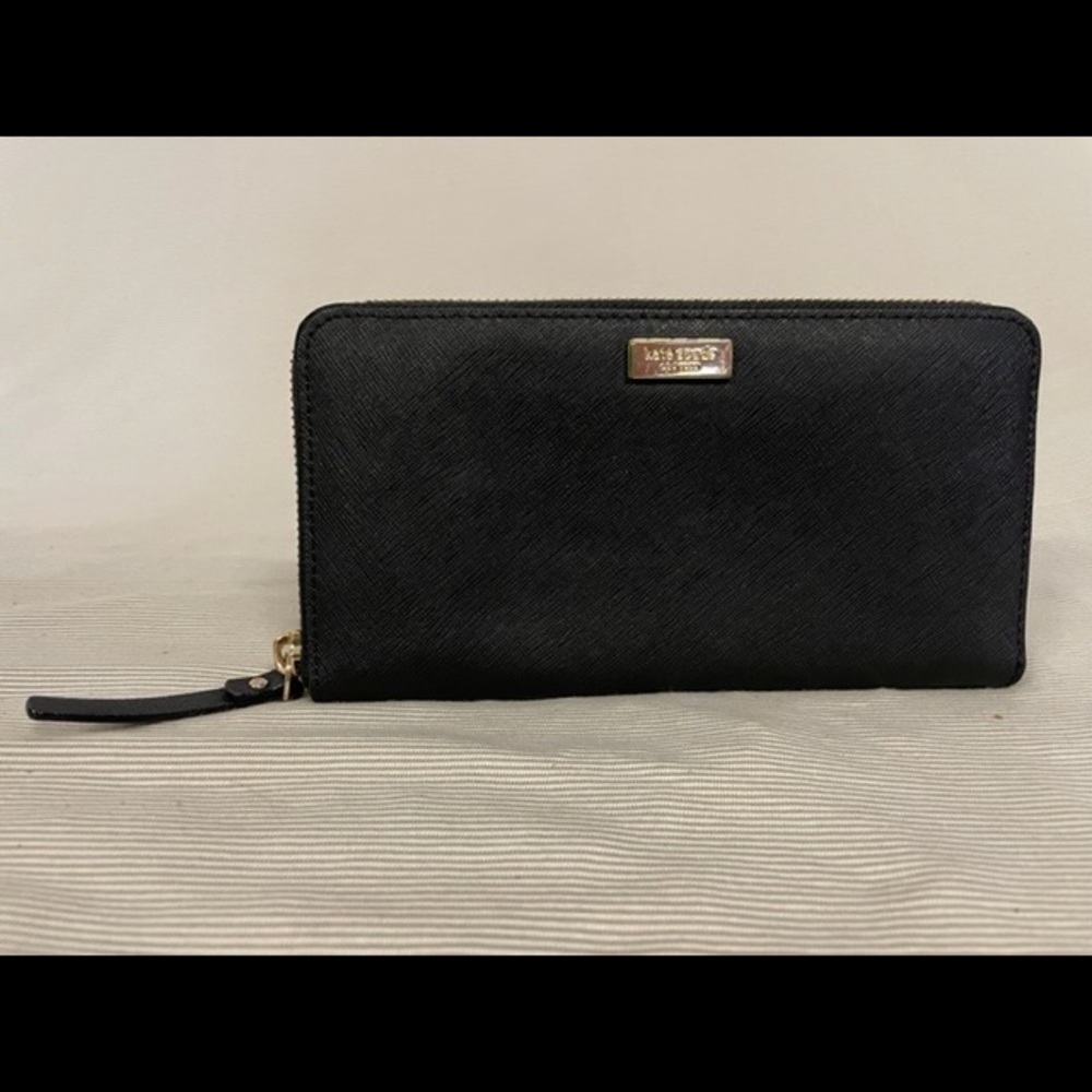 Kate Spade Laurel Way Neda Wallet
